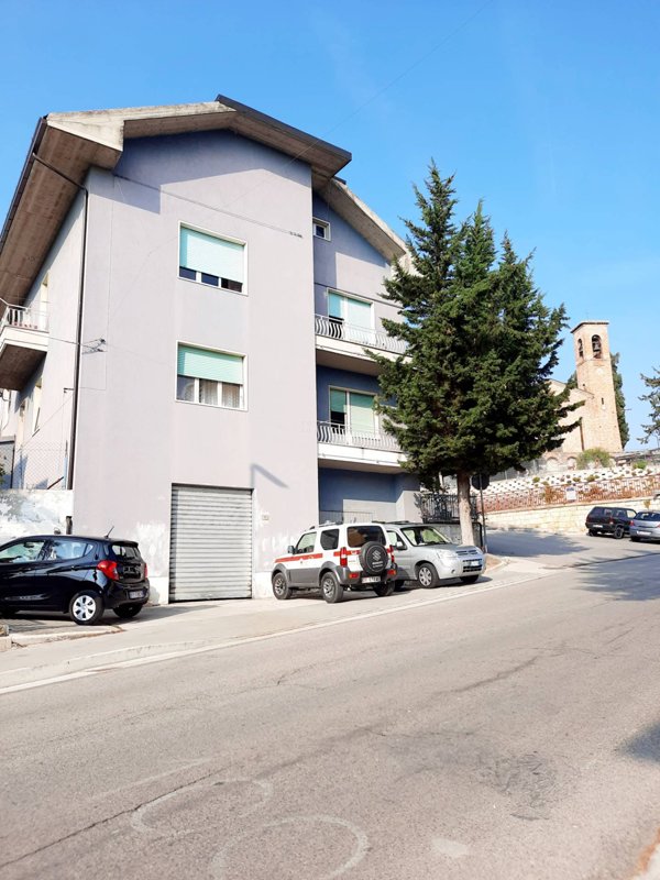 casa indipendente in vendita ad Ascoli Piceno in zona Croce di Tolignano