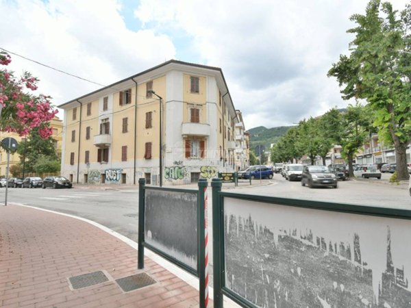 appartamento in vendita ad Ascoli Piceno