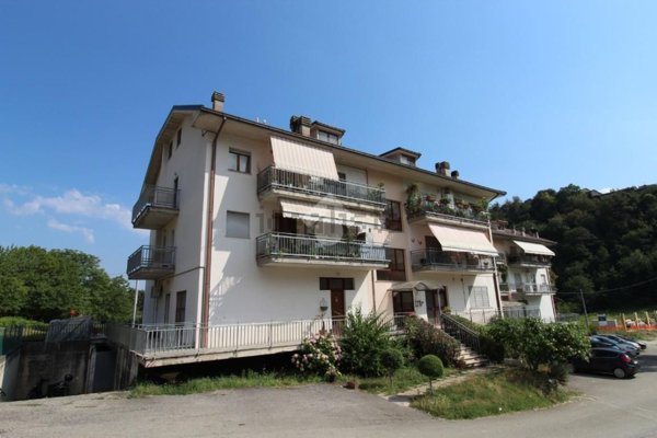 appartamento in vendita ad Ascoli Piceno in zona Campo Parignano