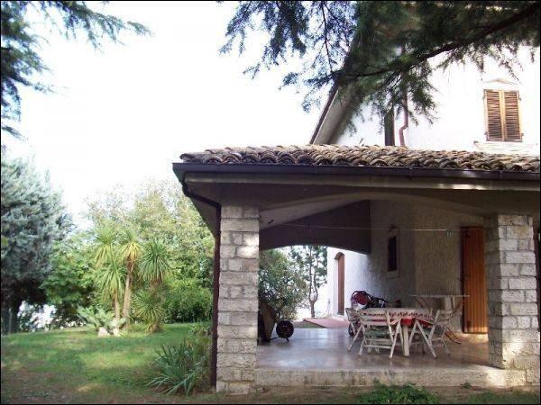 casa indipendente in vendita ad Ascoli Piceno