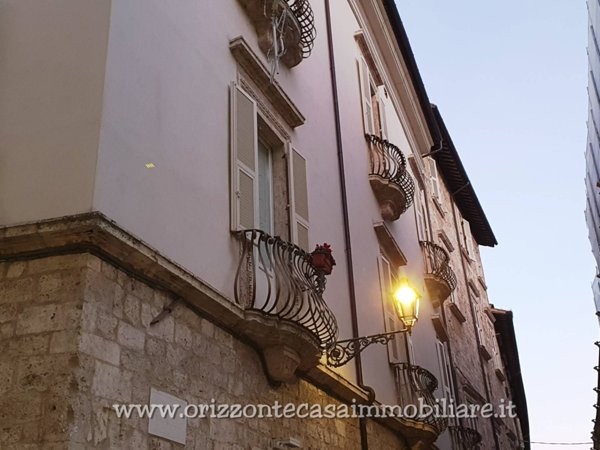 appartamento in vendita ad Ascoli Piceno in zona Centro Storico
