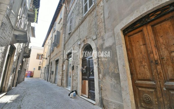 appartamento in vendita ad Ascoli Piceno