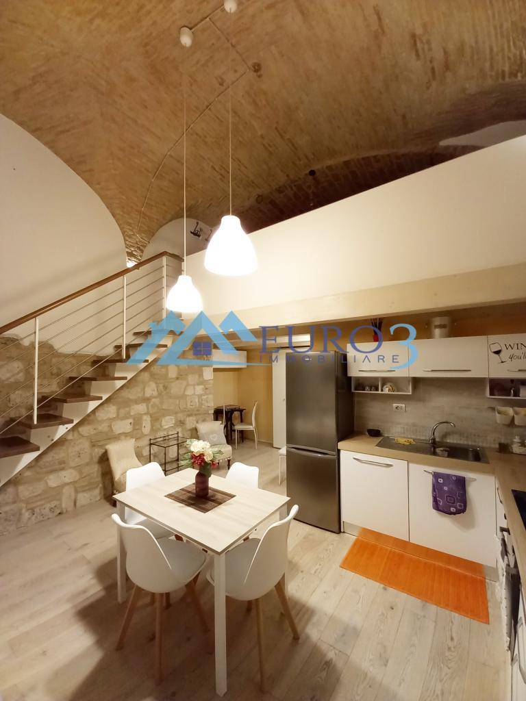 appartamento in vendita ad Ascoli Piceno in zona Centro Storico