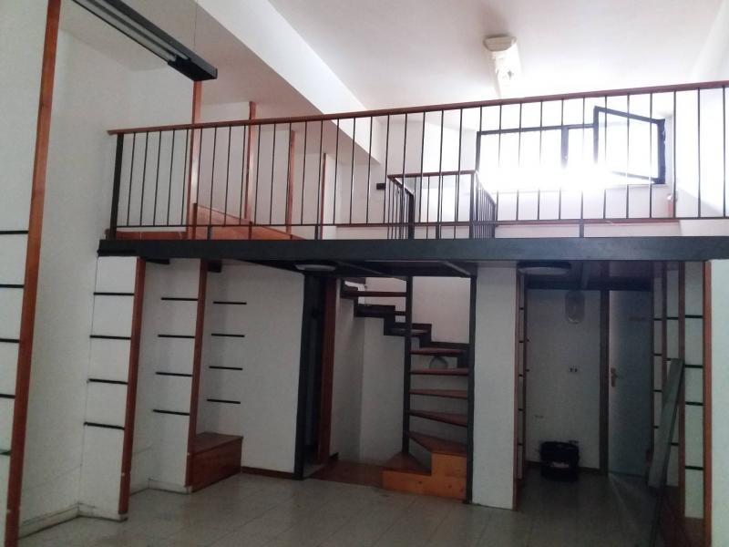 negozio in vendita ad Ascoli Piceno