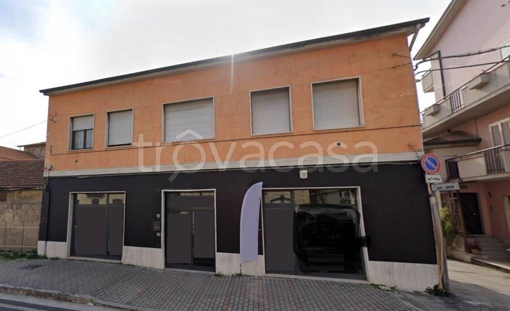 negozio in vendita ad Ascoli Piceno in zona Centro Storico