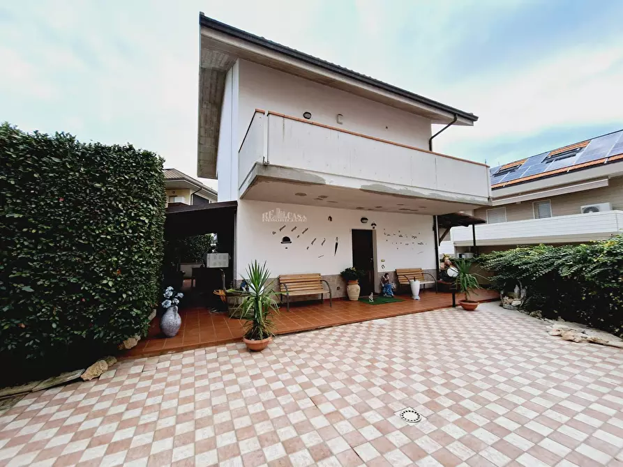 casa indipendente in vendita ad Ascoli Piceno in zona Poggio di Bretta