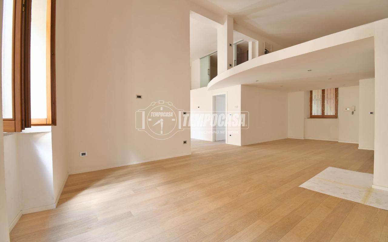 appartamento in vendita ad Ascoli Piceno