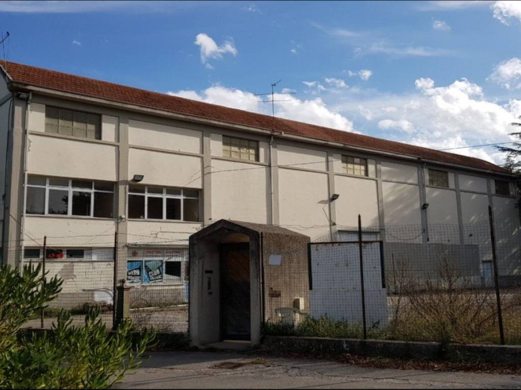 intera palazzina in vendita ad Ascoli Piceno in zona Centro Storico