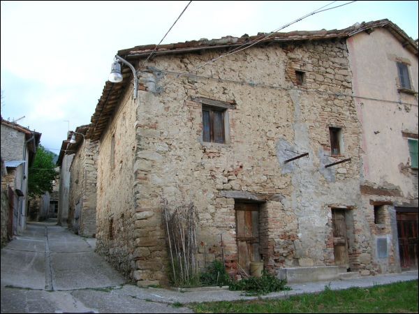 casa indipendente in vendita ad Ascoli Piceno in zona Venagrande