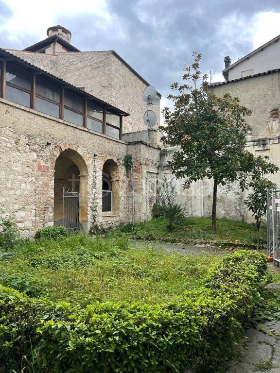 appartamento in vendita ad Ascoli Piceno in zona Centro Storico