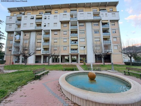 appartamento in vendita ad Ascoli Piceno in zona Monticelli