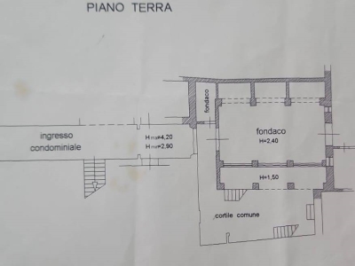 locale di sgombero in vendita ad Ascoli Piceno in zona Centro Storico