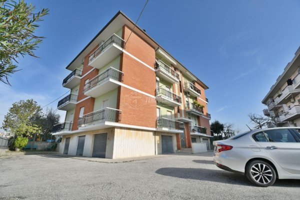appartamento in vendita ad Ascoli Piceno in zona Poggio di Bretta