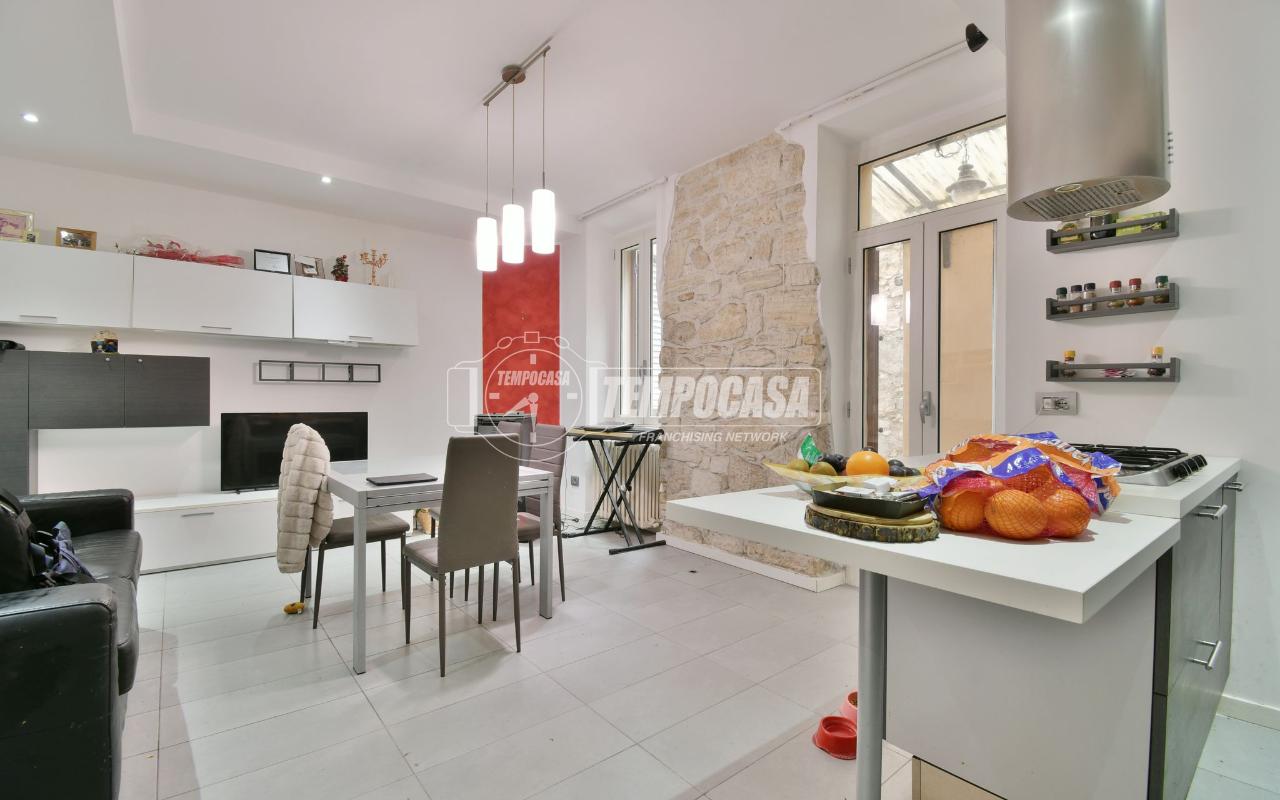 appartamento in vendita ad Ascoli Piceno