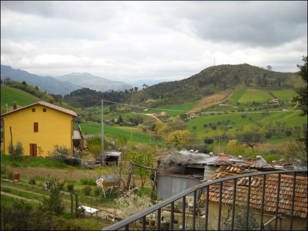 appartamento in vendita ad Ascoli Piceno