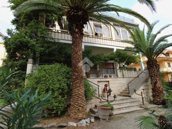 casa indipendente in vendita ad Ascoli Piceno in zona Campo Parignano