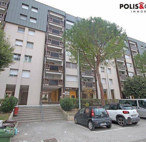 appartamento in vendita ad Ascoli Piceno in zona Monticelli