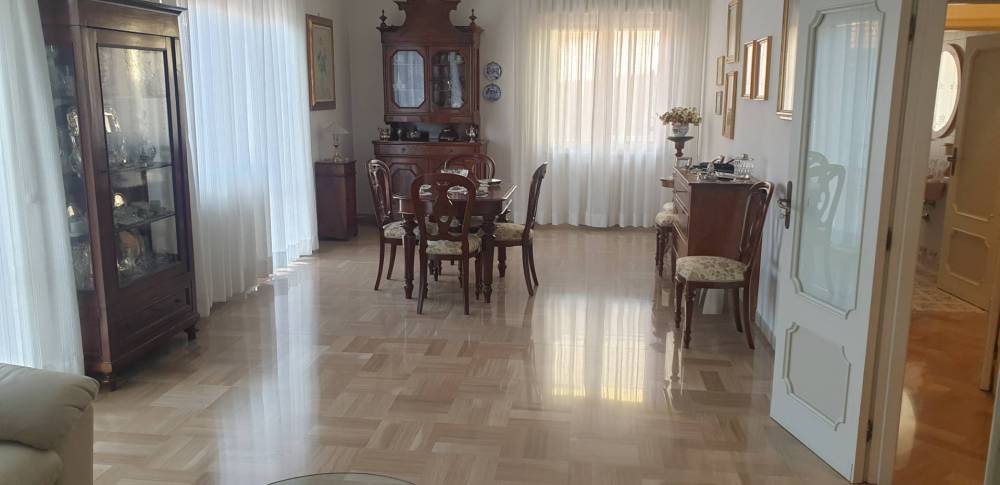 appartamento in vendita ad Ascoli Piceno in zona Borgo Solestà