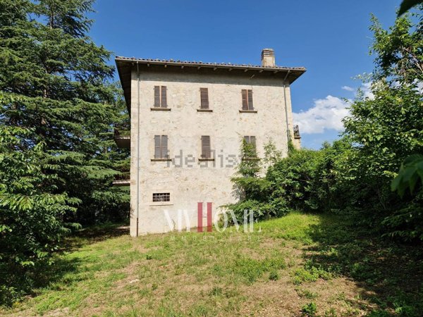 casa indipendente in vendita ad Ascoli Piceno in zona Lisciano