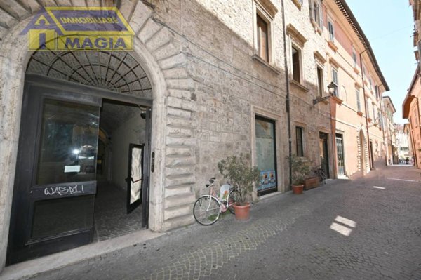 appartamento in vendita ad Ascoli Piceno in zona Centro Storico