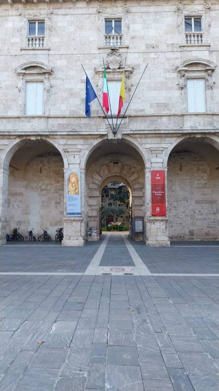 appartamento in vendita ad Ascoli Piceno