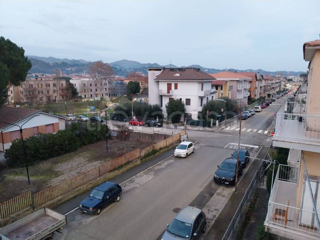 appartamento in vendita ad Ascoli Piceno