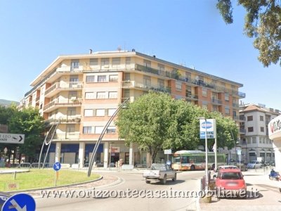 casa indipendente in vendita ad Ascoli Piceno in zona Porta Maggiore