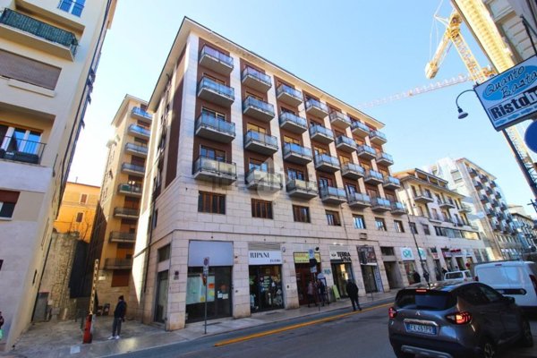 appartamento in vendita ad Ascoli Piceno