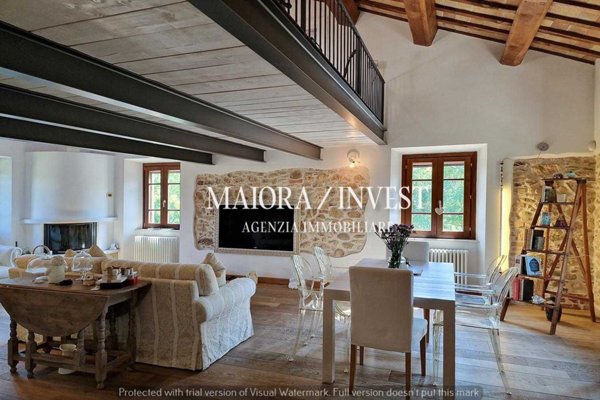casa indipendente in vendita ad Ascoli Piceno in zona Centro Storico
