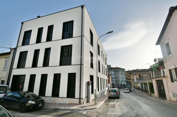 appartamento in vendita ad Ascoli Piceno