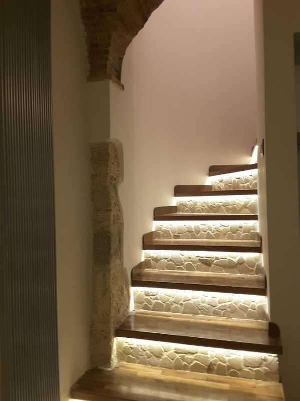 casa indipendente in vendita ad Ascoli Piceno in zona Centro Storico
