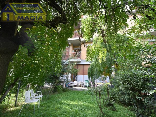 casa indipendente in vendita ad Ascoli Piceno in zona Piazza Immacolata