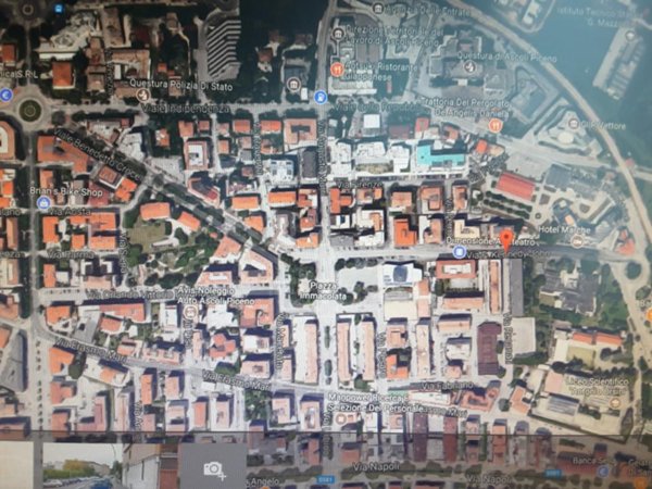 ufficio in vendita ad Ascoli Piceno in zona Piazza Immacolata