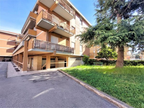 negozio in vendita ad Ascoli Piceno in zona Centro Storico