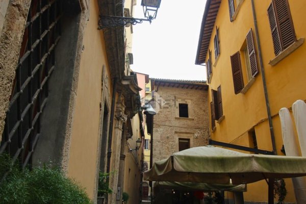 appartamento in vendita ad Ascoli Piceno in zona Centro Storico