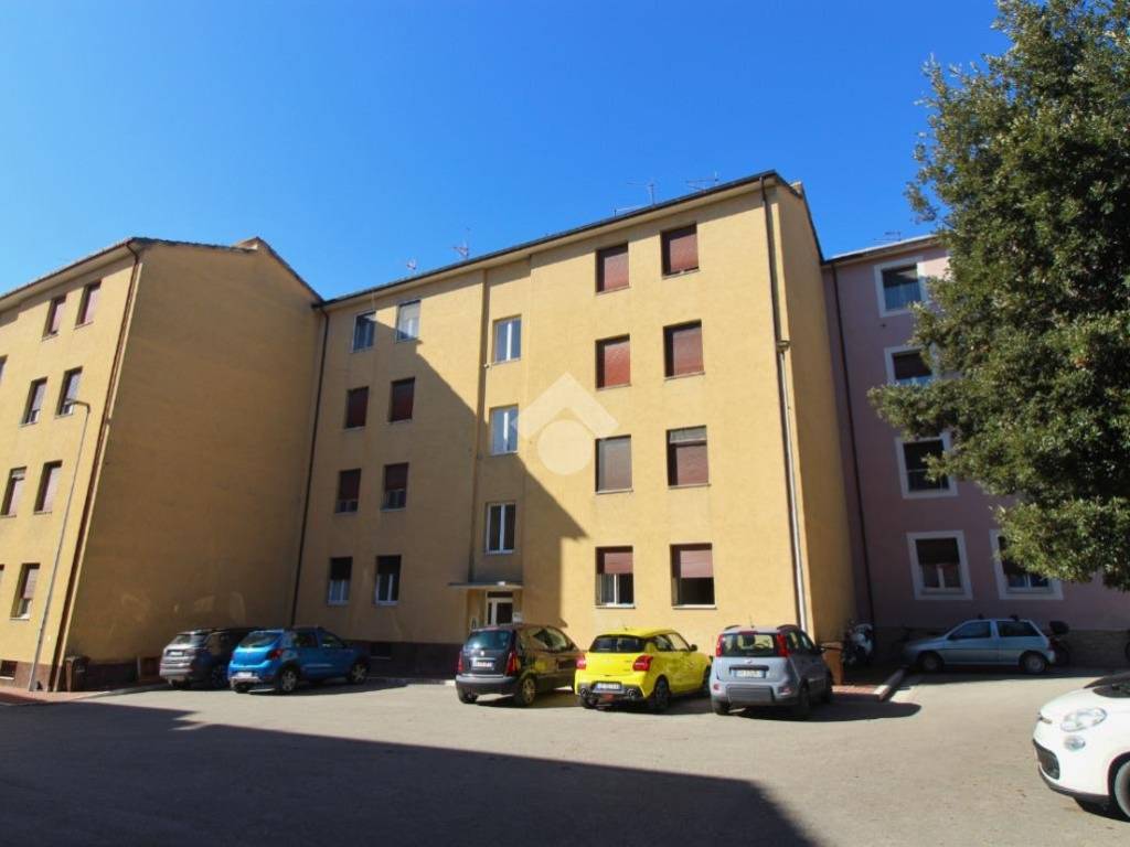 appartamento in vendita ad Ascoli Piceno in zona Borgo Solestà