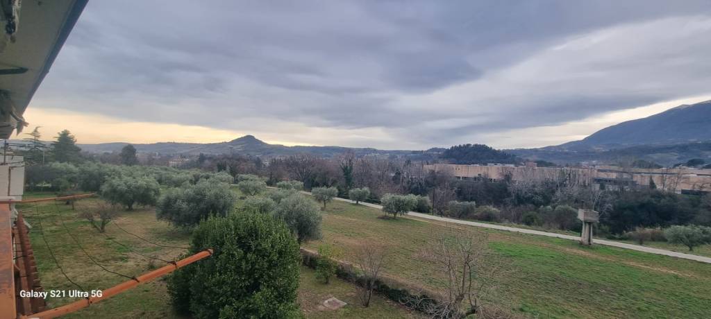 appartamento in vendita ad Ascoli Piceno in zona Monticelli