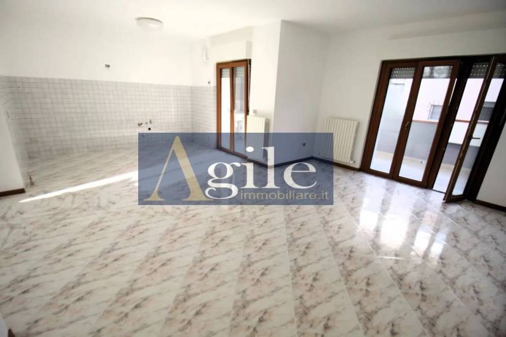 appartamento in vendita ad Ascoli Piceno in zona Brecciarolo