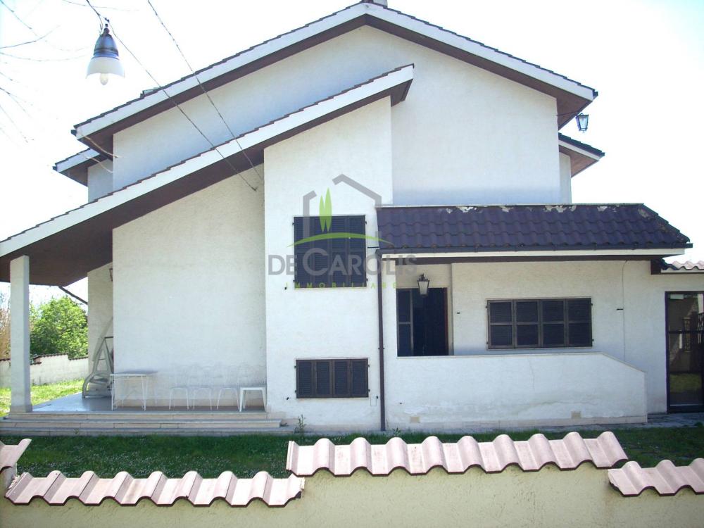 casa indipendente in vendita ad Ascoli Piceno in zona Polesio