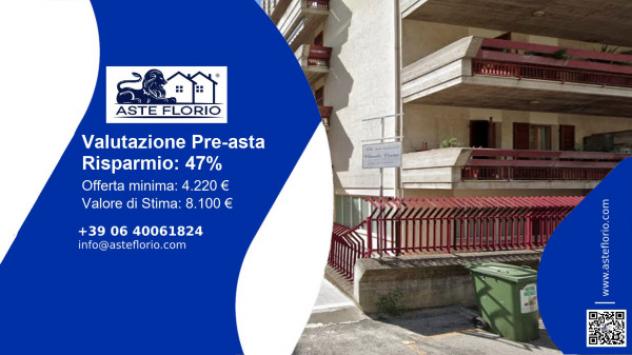 negozio in vendita ad Ascoli Piceno in zona Faiano
