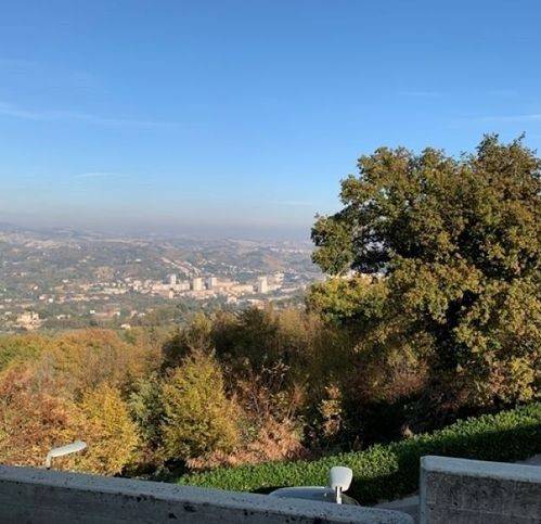 casa indipendente in vendita ad Ascoli Piceno