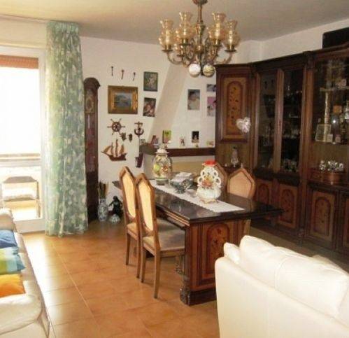 appartamento in vendita ad Ascoli Piceno