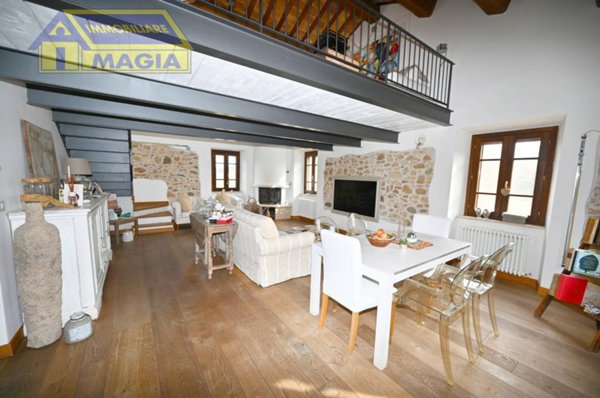 casa indipendente in vendita ad Ascoli Piceno in zona Centro Storico