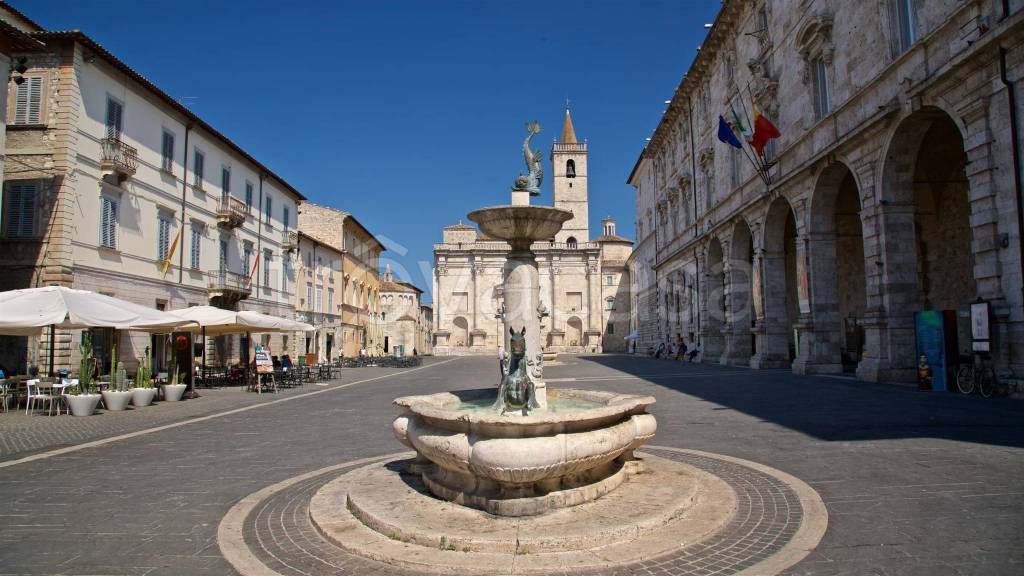 appartamento in vendita ad Ascoli Piceno in zona Centro Storico