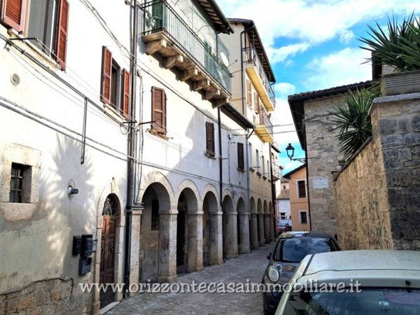 appartamento in vendita ad Ascoli Piceno in zona Centro Storico