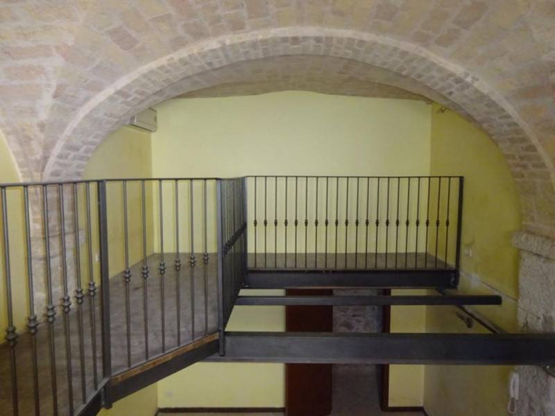 ufficio in vendita ad Ascoli Piceno