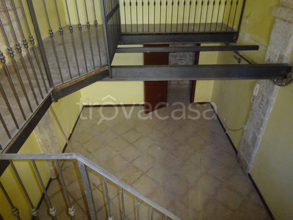 ufficio in vendita ad Ascoli Piceno