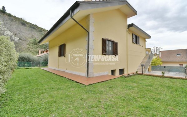 casa indipendente in vendita ad Ascoli Piceno in zona Centro Storico