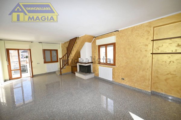 appartamento in vendita ad Ascoli Piceno in zona Croce di Tolignano