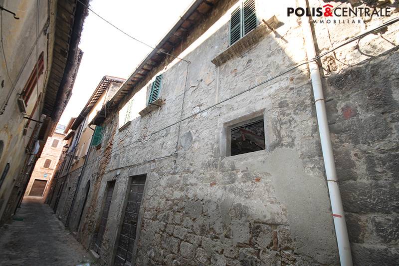 intera palazzina in vendita ad Ascoli Piceno in zona Centro Storico